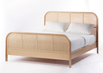 BD301 Cane Bed-01