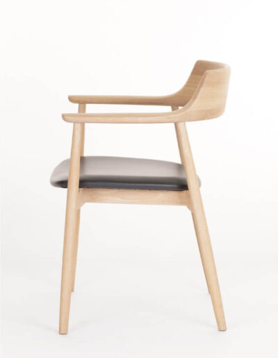 CH101 Scoop Chair