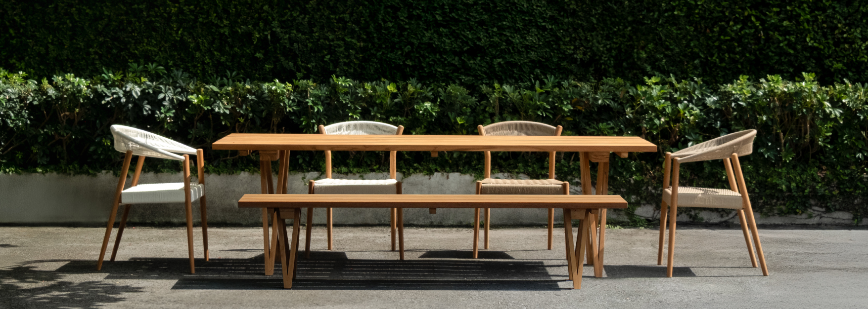 LOOM OUTDOOR: WHEN SCANDINAVIAN DESIGN STEPS OUTSIDE